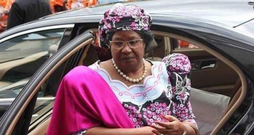 Malawi: Joyce Banda, excédée par les affaires de corruption, limoge 25 ministres