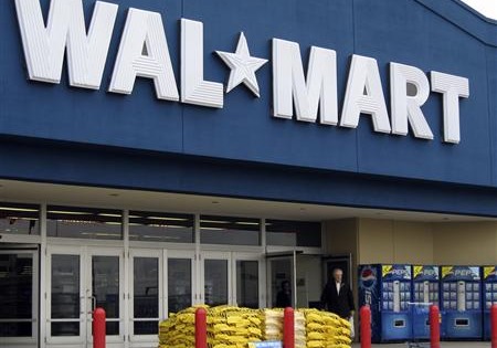 Le groupe de distribution américain Wal-Mart va licencier environ 2.300 personnes dans ses magasins de gros Sam's Club, soit environ 2 % des effectifs de cette filiale