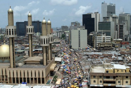 Le Nigeria, première puissance économique africaine. Ses résultats économiques  surpassent celles de l'Afrique du Sud.