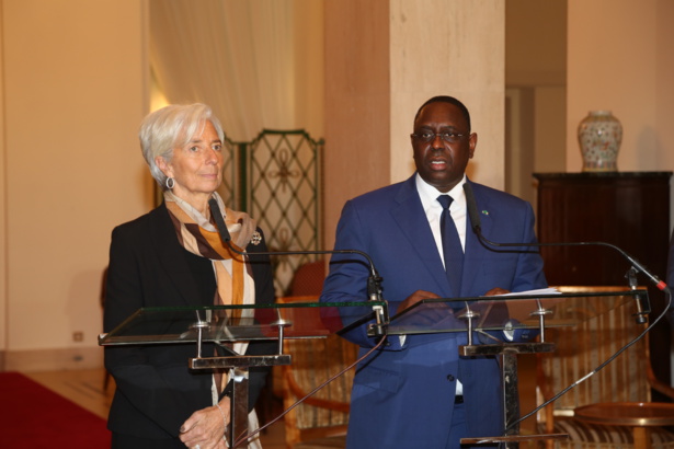 De gauche à droite, la directrice générale du FMI , Christine Lagarde  et  le président sénégalais Macky Sall