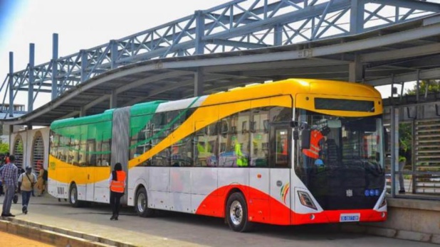Bus rapid transfert : Le ministre Malick Ndiaye lance la mise en service