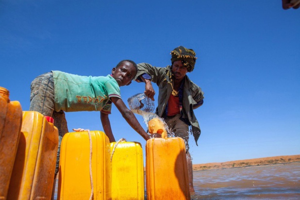 Photo PNUD Somalie/Mark Naftalin Des points d'eau au Somaliland, en Somalie, aident la population et son bétail à survivre les périodes de sécheresse.