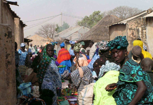 Sénégal : Les femmes restent majoritaires avec 50,2%  et  49,8% pour les hommes