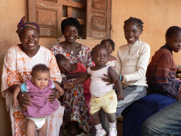 Senegal Une Famille Compte En Moyenne 8 Personnes