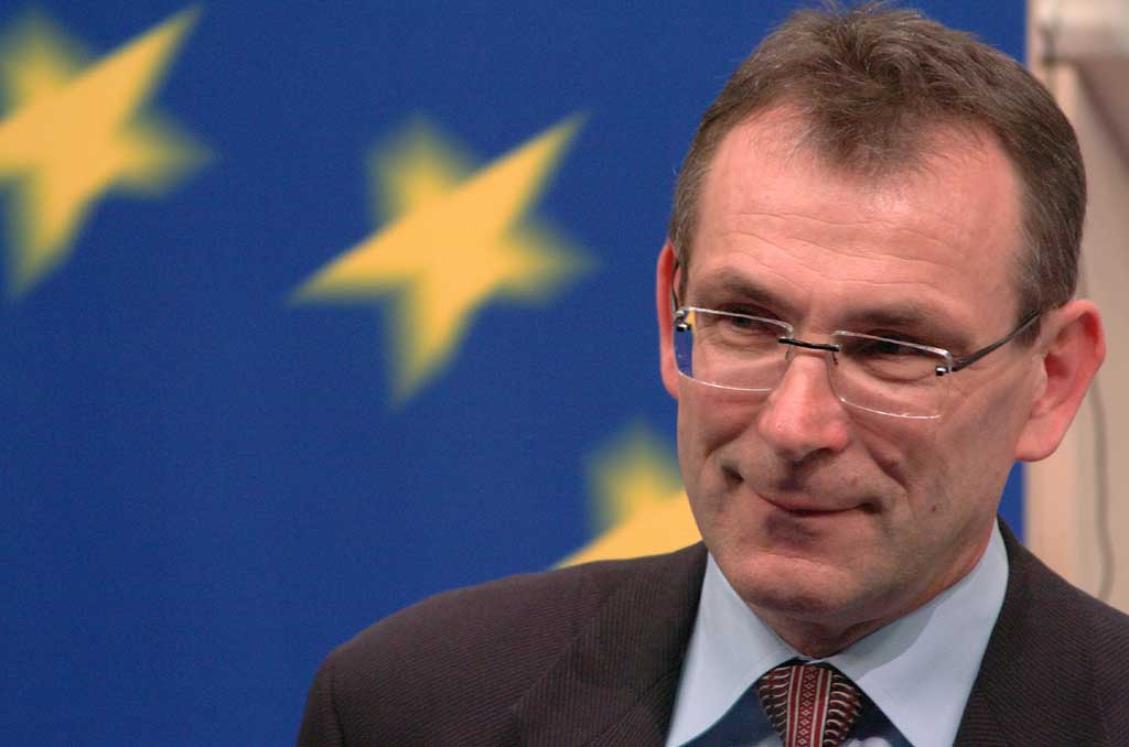 Andris Piebalgs ,commissaire Européen en charge du Développement