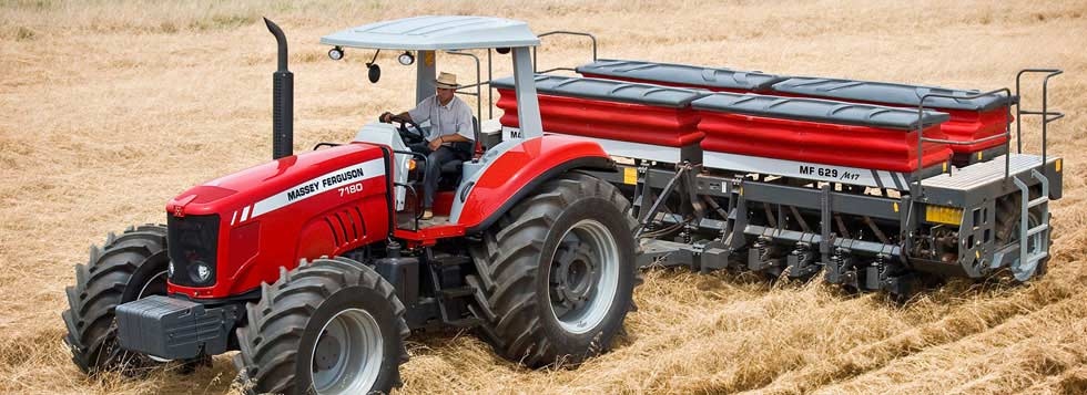 Equipement du monde rural : Le ministre de l’agriculture réceptionne un lot de matériels agricoles évalué à 3 milliards de FCFA