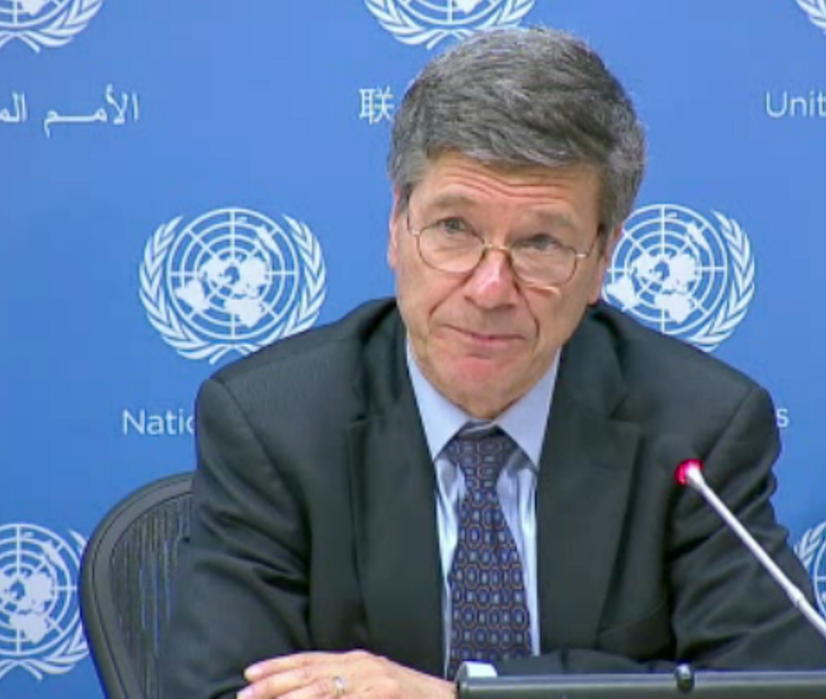 Jeffrey D. Sachs est professeur de développement durable, professeur en politique et gestion de la santé, et directeur du Earth Institute de l’Université de Columbia University