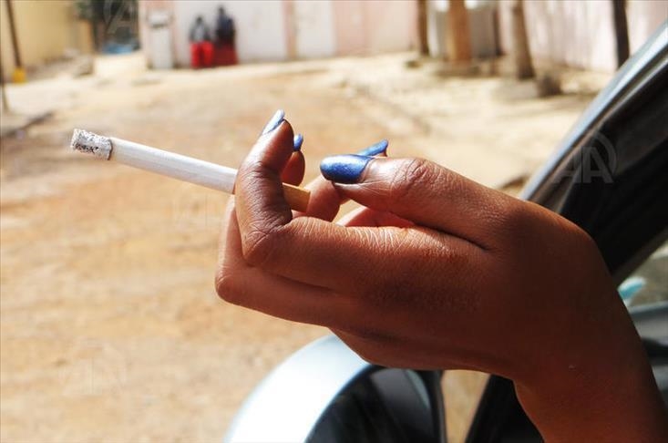 La réglementation et la sensibilisation pour réduire les risques liés au tabagisme en Afrique