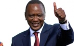 Le président Uhuru Kenyatta et les membres du gouvernement kenyan baissent leurs salaires